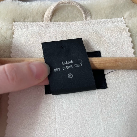 Vintage Dennis Basso long faux shearling coat in ivory cream • Size 3X - Picture 14 of 14